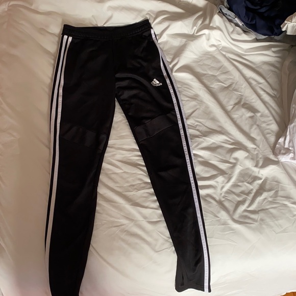 Adidas sweats - Picture 2 of 6
